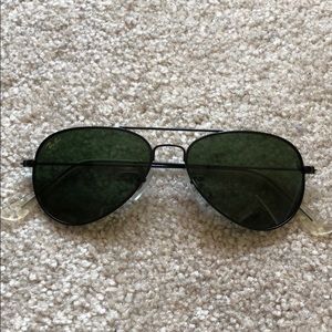 Practically brand new ray-ban junior aviators